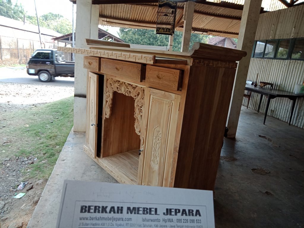 Harga Meja Altar Sembahyang Jati