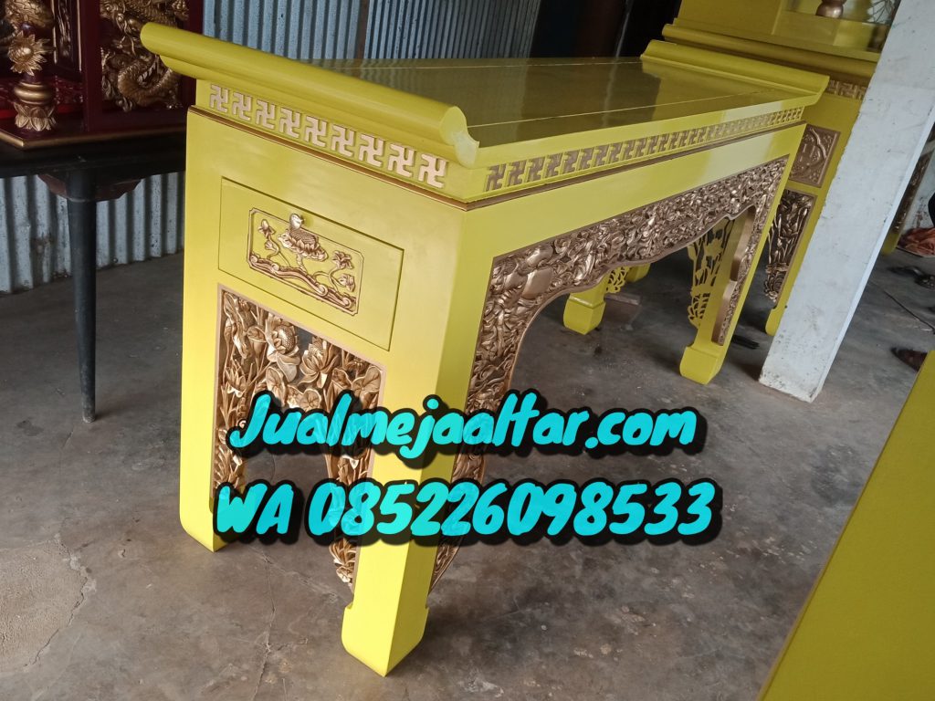 Meja Altar Sembahyang